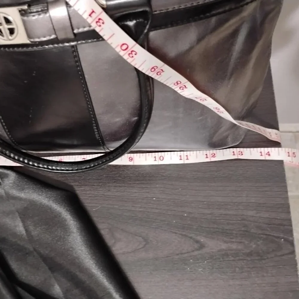 Gianni Bernini Crackled GunMetal Leather Hand/Crossbody Full Zip Around NWOT - Picture 10 of 11